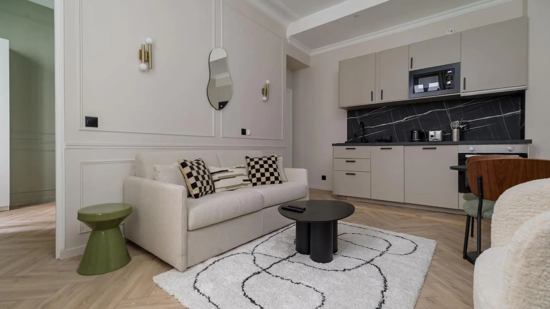 Apartment Poetic - Opera Paris