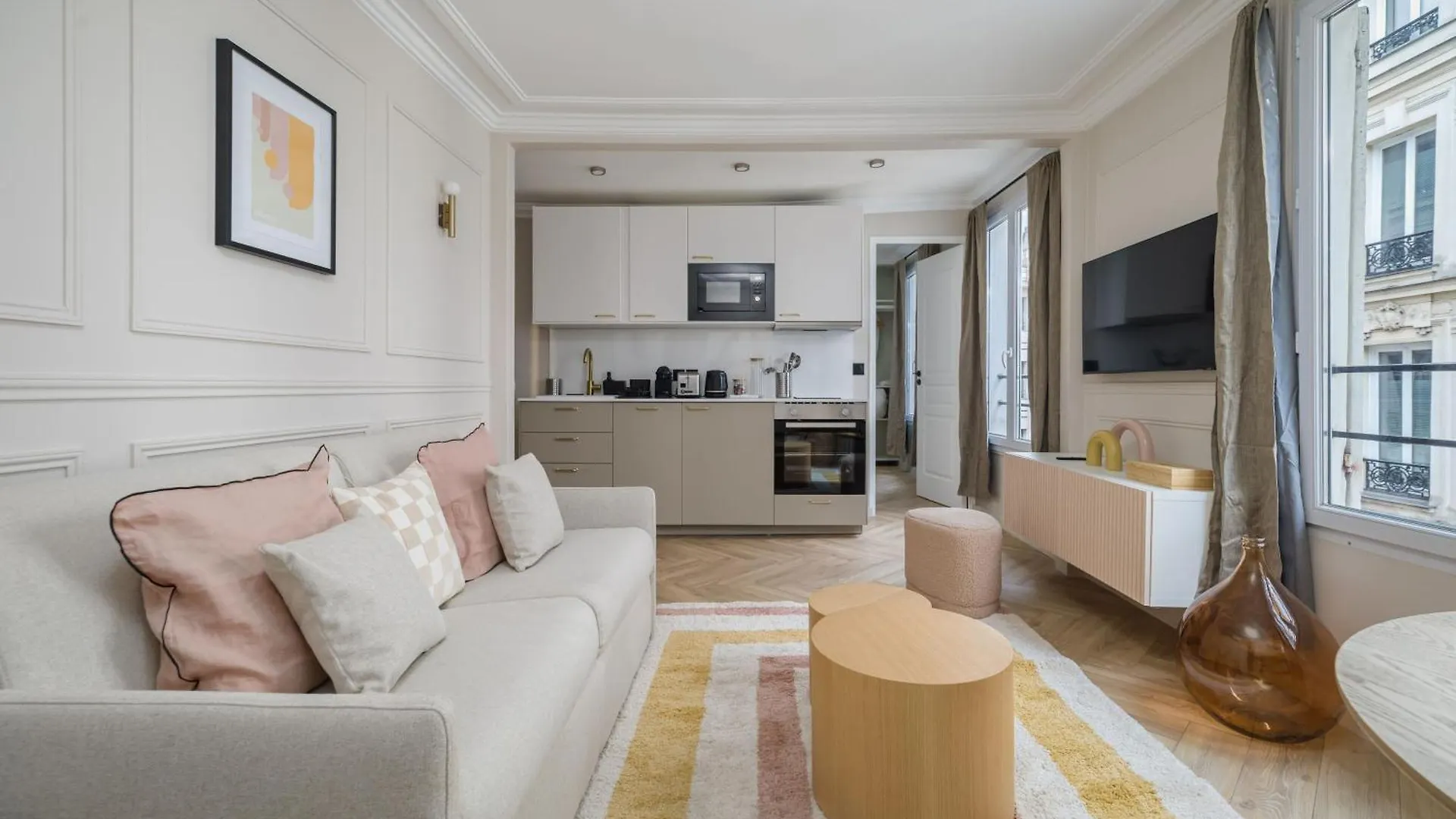 Poetic - Opera Apartment *