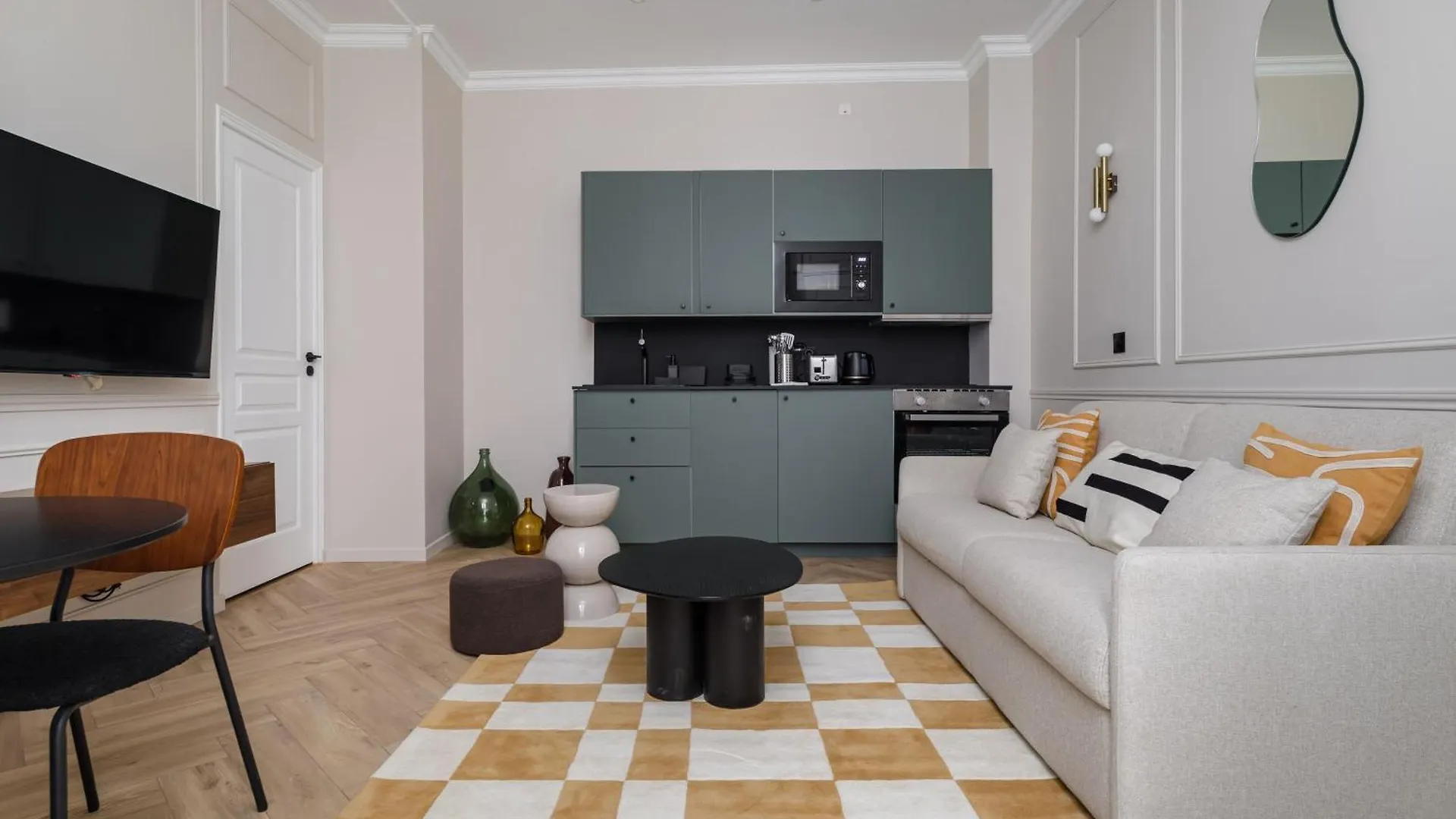 Poetic - Opera Apartment